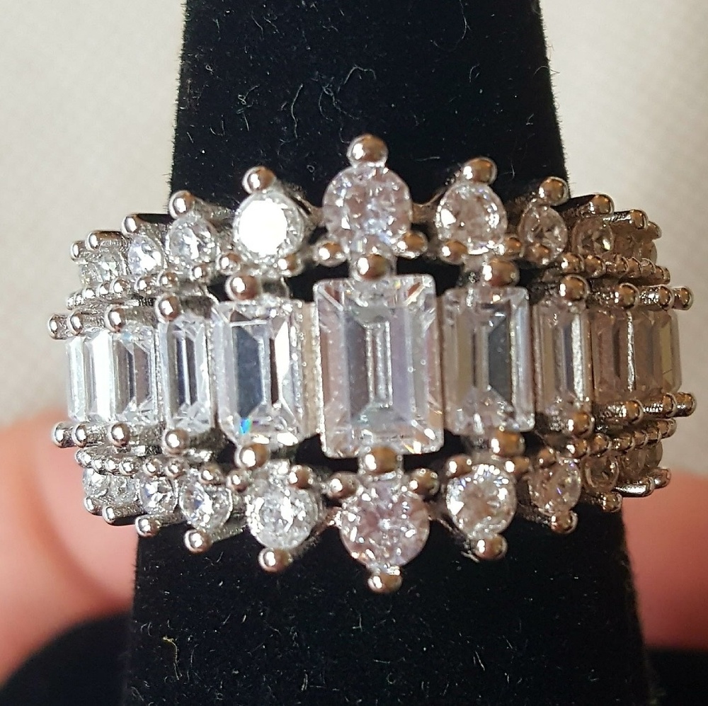 Size 7 Sterling Silver white sapphire ring